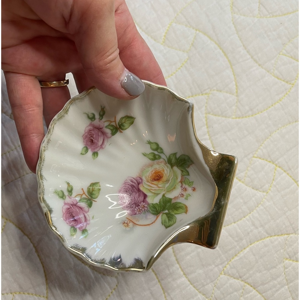 Vintage Berkshire China Shell Shaped Small Dish, Decor - Picture 4 of 8